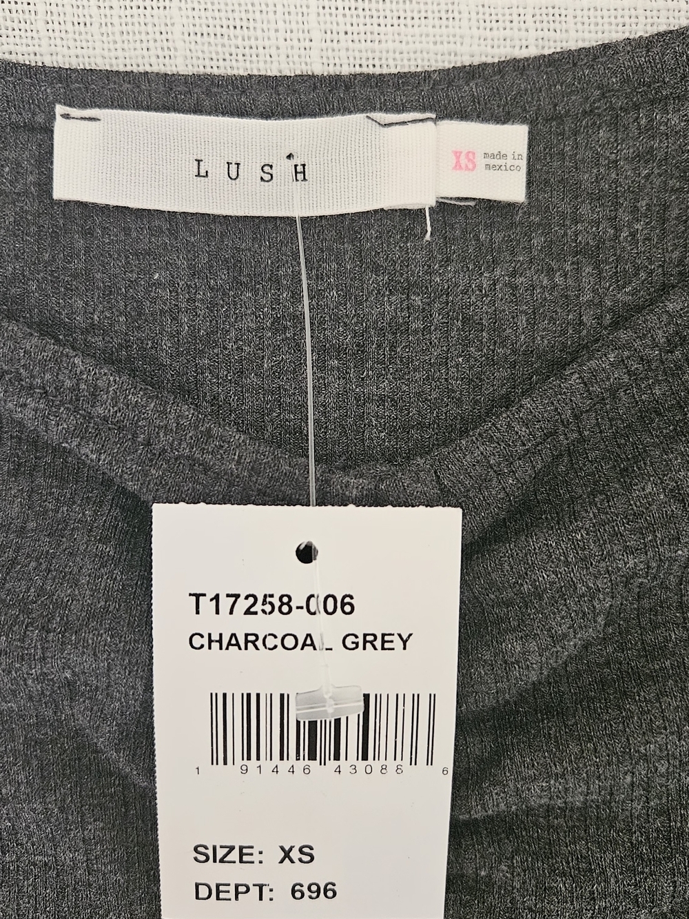 LUSH Charcoal Grey Ruched Front Long Sleeve Crop Top Blouse - Size XS NWT - Picture 12 of 13